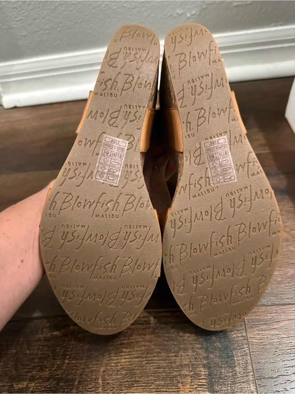 Blowfish Malibu Women’s Tan Cork Wedge Sandals 8 1/2 NEW
